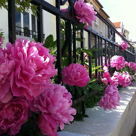 Ferienwohnung Les Jardins De L'Ile Longeville-les-Metz Exterior foto